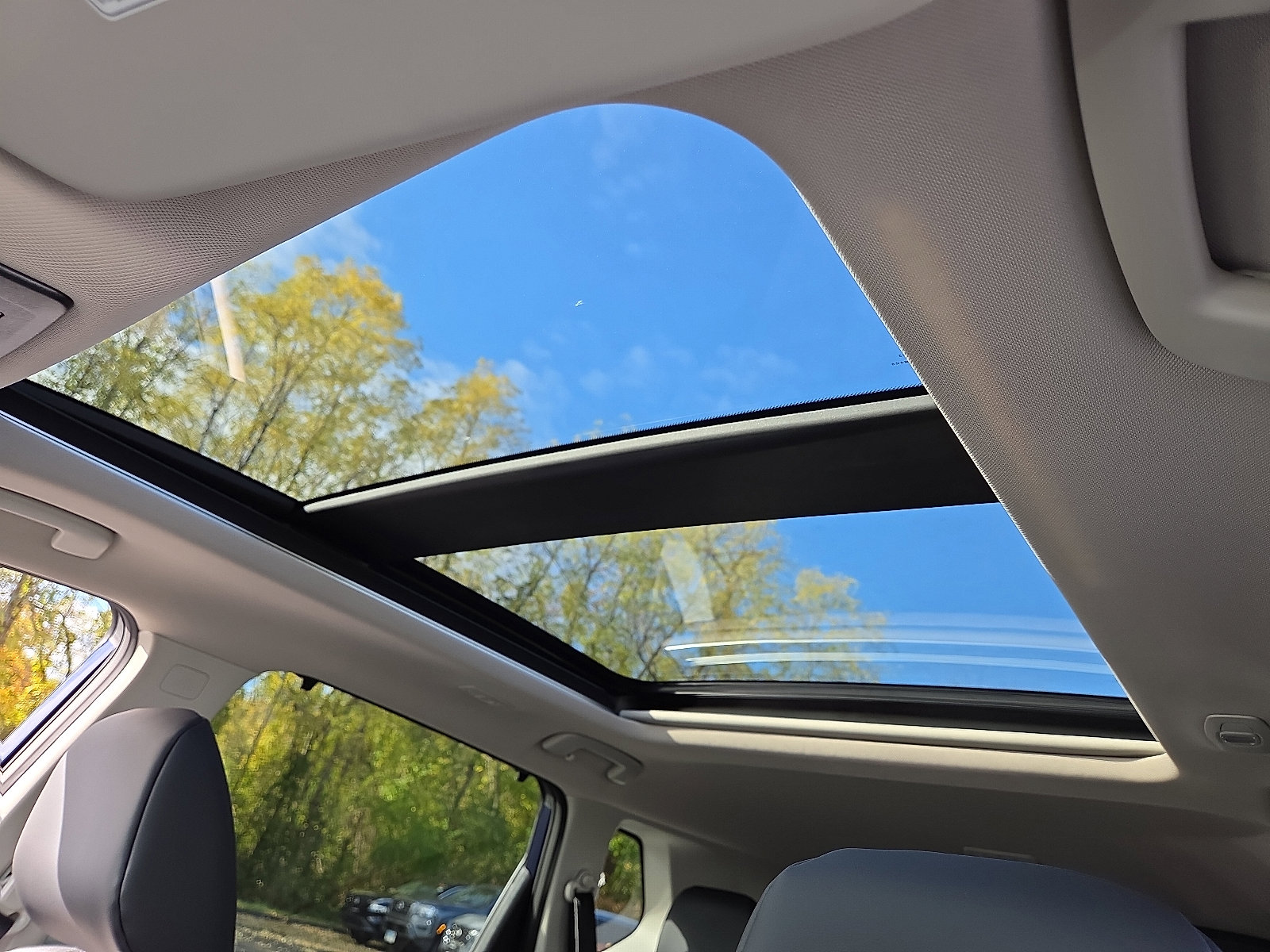 New 2026 Nissan Rogue SV image 6