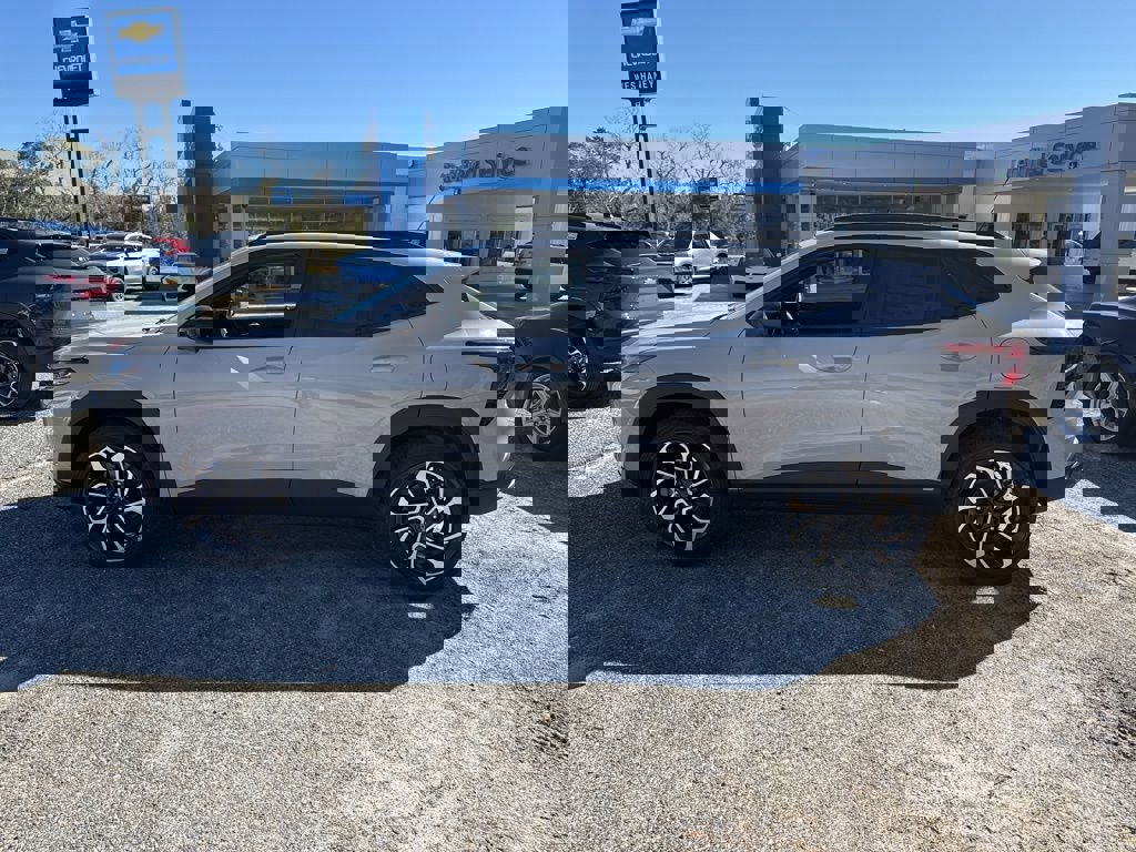 New 2026 Chevrolet Trax RS image 5