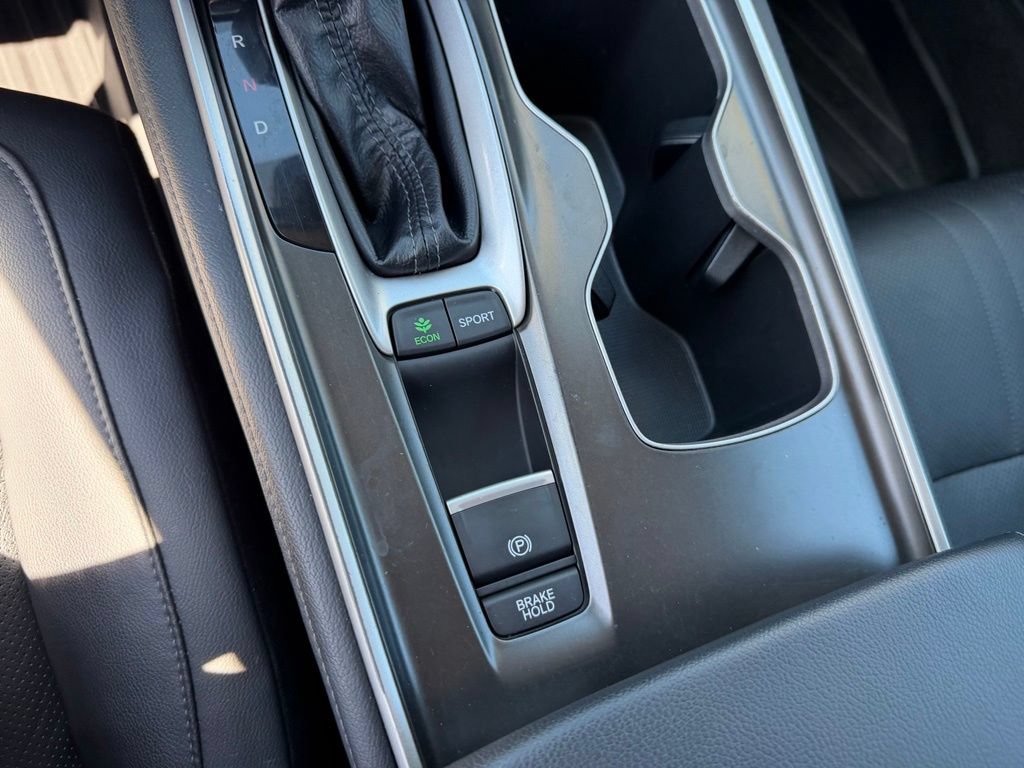 Used 2018 Honda Accord Touring image 28