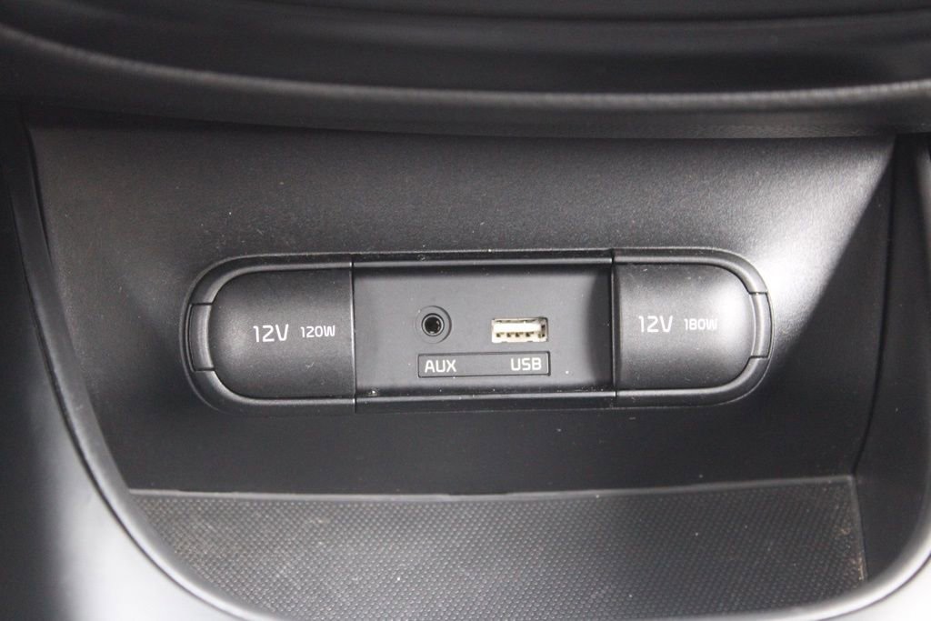 Used 2019 Kia Soul image 34