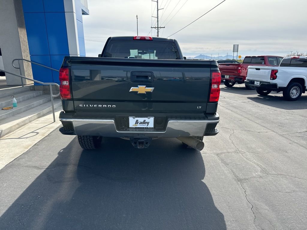 Used 2018 Chevrolet Silverado 2500 LT w/ LT Convenience Package image 4