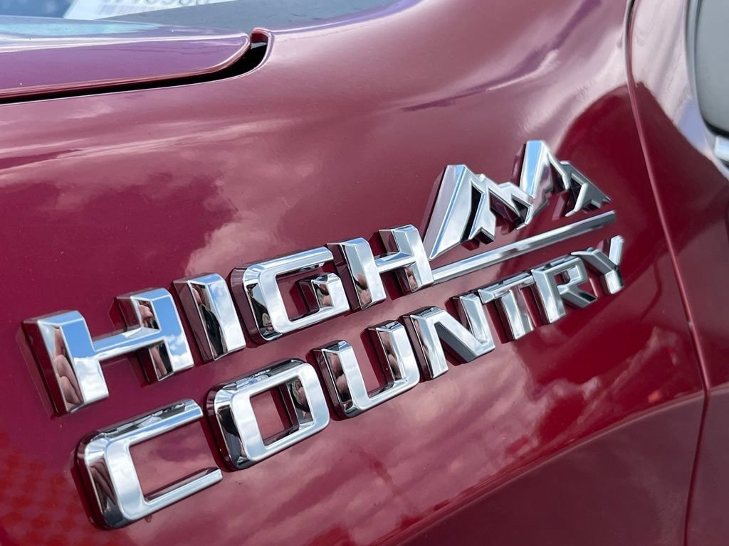Used 2020 Chevrolet Silverado 1500 High Country w/ Technology Package AWD/4WD image 6