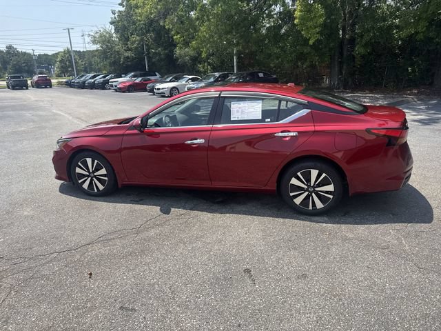 Used 2020 Nissan Altima 2.5 SV FWD image 8