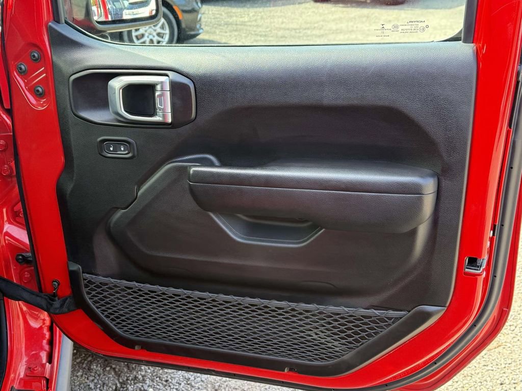 Used 2021 Jeep Gladiator Mojave image 6