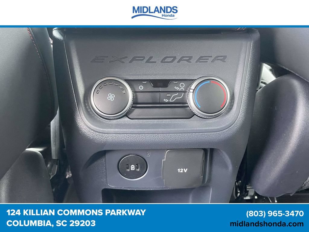 Used 2026 Ford Explorer ST-Line w/ ST-Line Street Pack AWD/4WD image 12