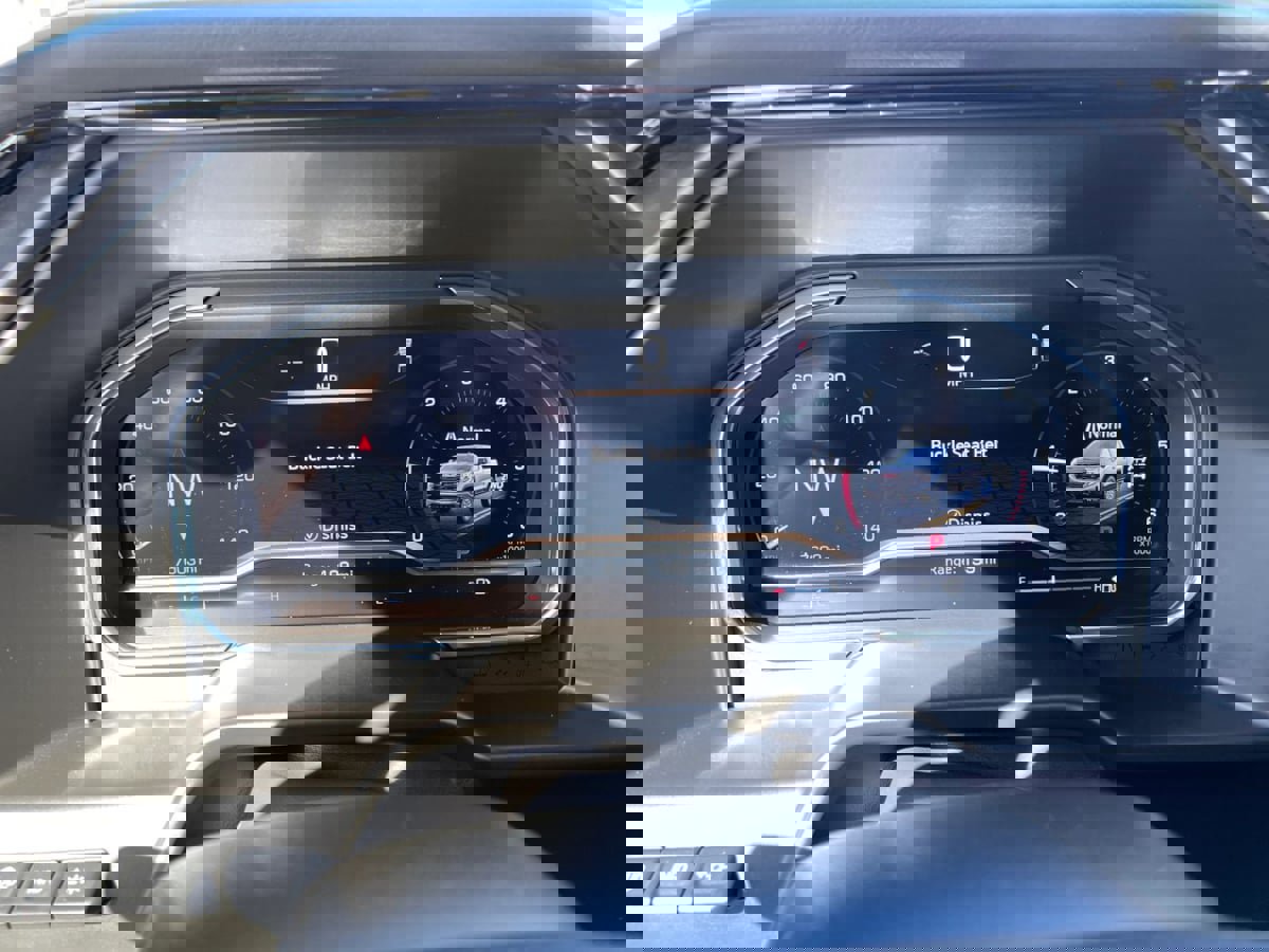 Used 2025 GMC Sierra 1500 AT4X image 22