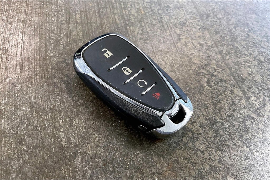 Used 2018 Chevrolet Volt LT w/ Comfort Package image 11