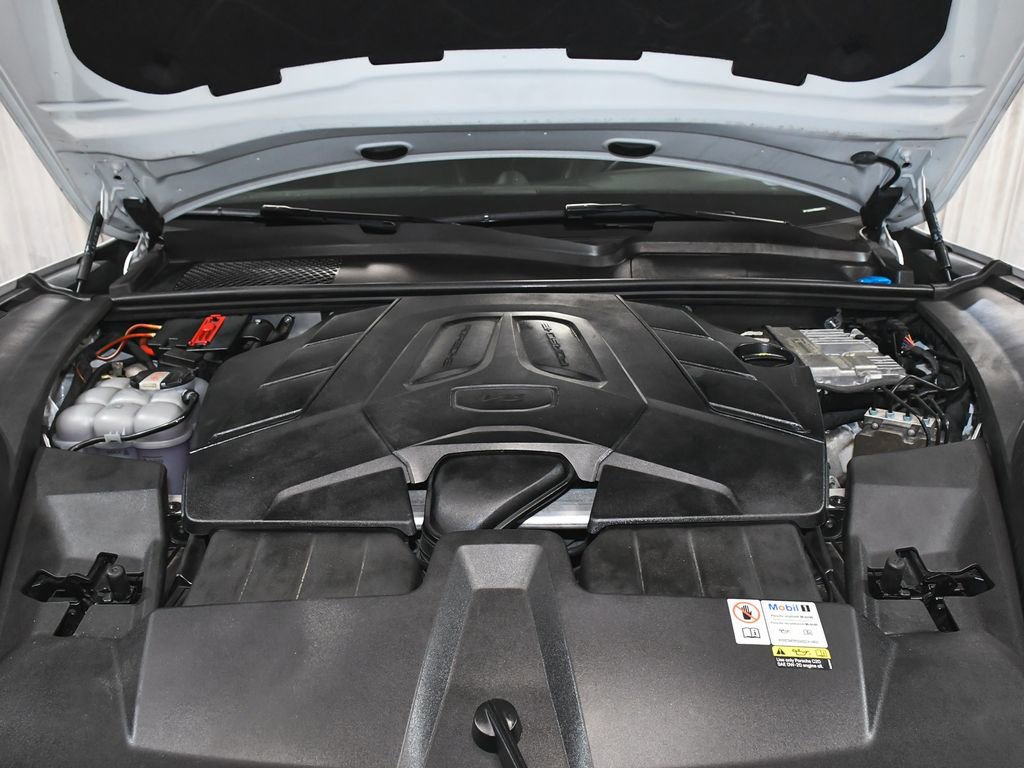 Used 2024 Porsche Cayenne Coupe AWD/4WD image 64