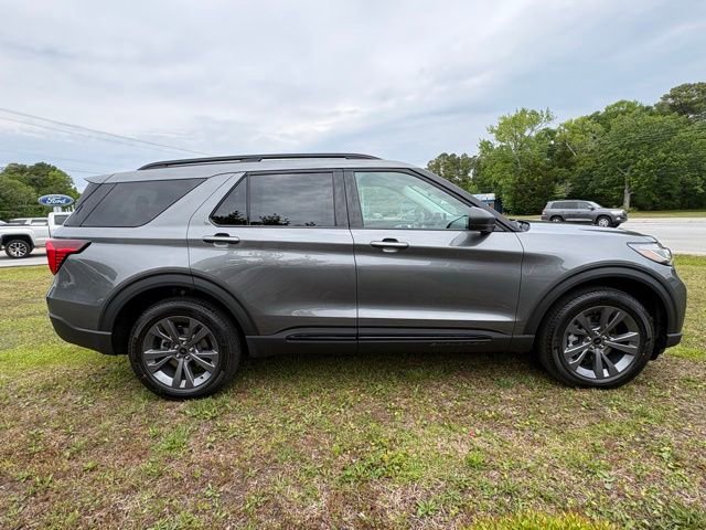 New 2026 Ford Explorer Active w/ Active Comfort Package AWD/4WD image 6