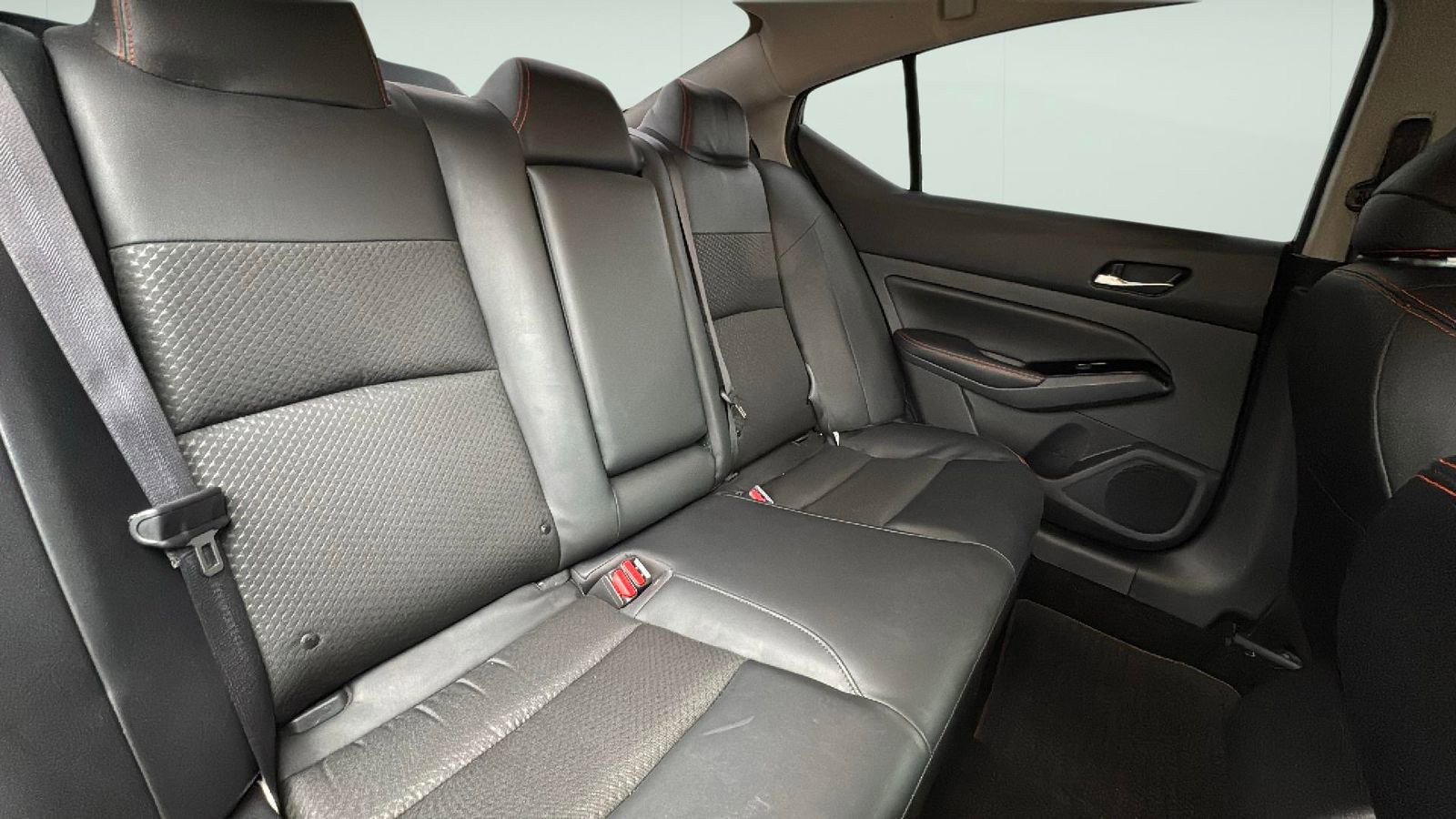 Used 2024 Nissan Altima 2.5 SR image 23