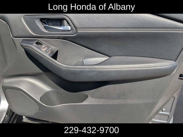 Used 2024 Nissan Rogue SV w/ SV Premium Package FWD image 22