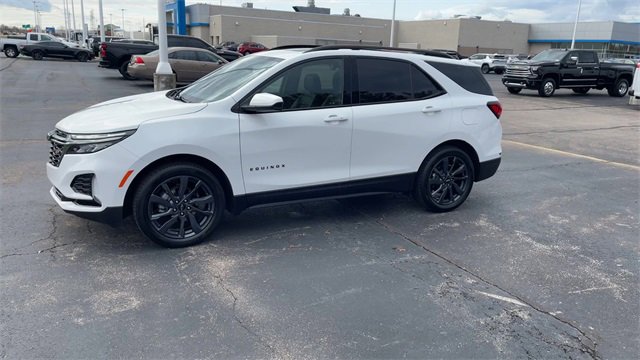 Certified 2022 Chevrolet Equinox RS image 4