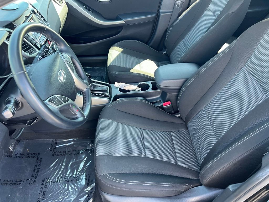 Used 2016 Hyundai Elantra GT w/ Option Group 02 FWD image 13