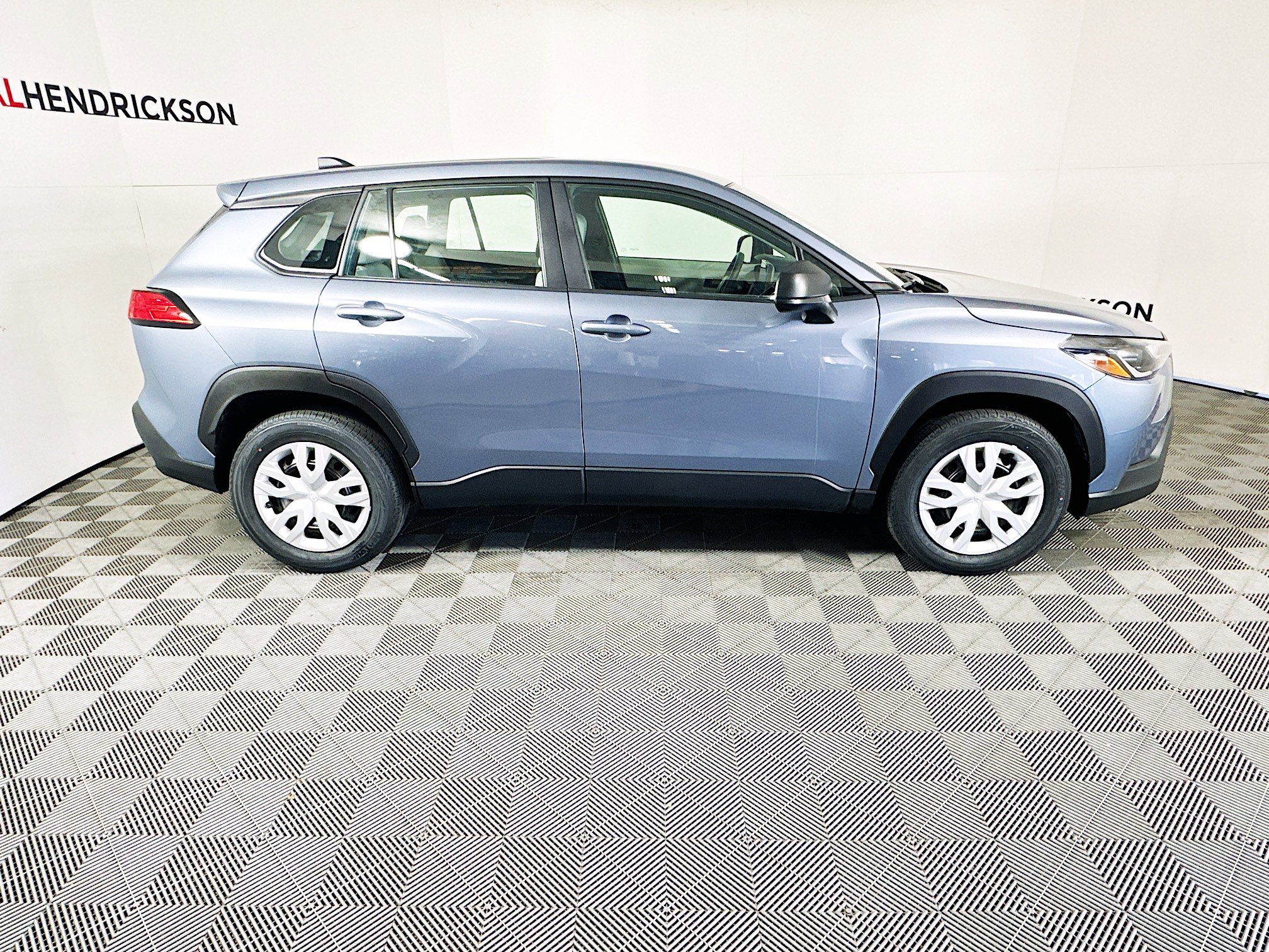 Certified 2024 Toyota Corolla Cross L image 2