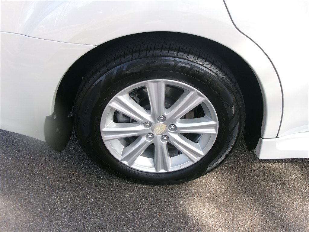 Used 2011 Subaru Legacy 2.5i Premium image 45