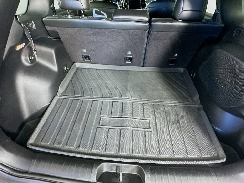 Certified 2021 Jeep Cherokee Limited AWD/4WD image 37