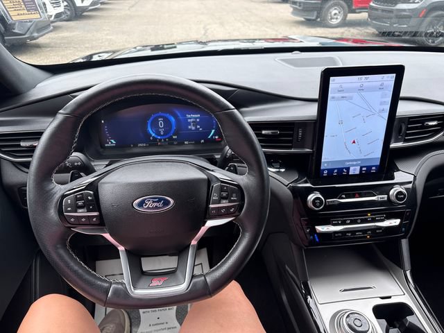 Used 2023 Ford Explorer ST w/ Technology Package AWD/4WD image 10