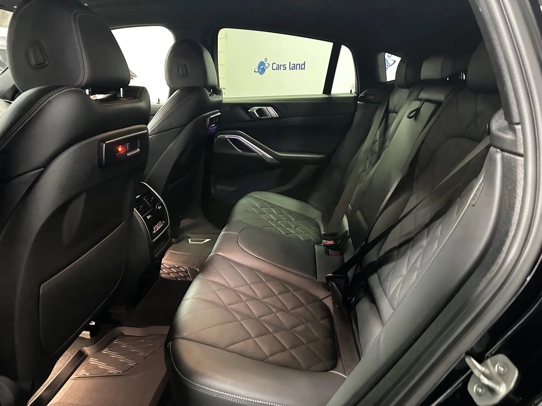 Used 2023 BMW X6 xDrive40i w/ Premium Package image 15