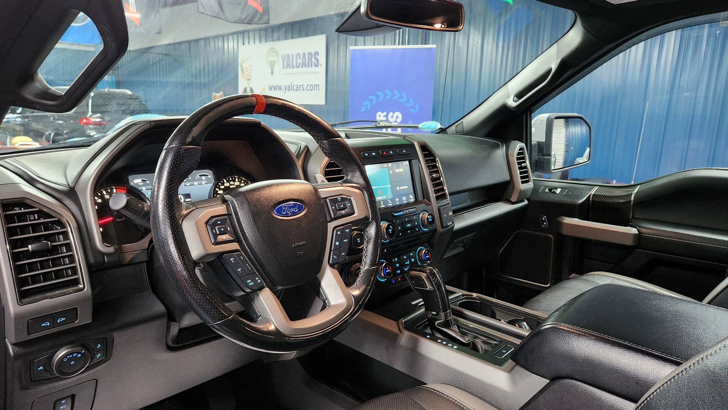 Used 2017 Ford F150 Raptor w/ Equipment Group 802A Luxury image 10