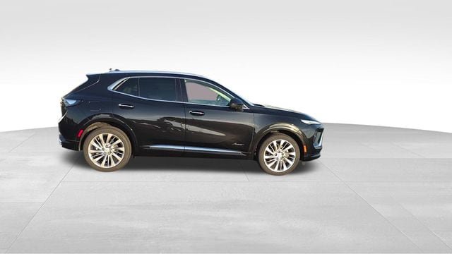 Certified 2025 Buick Envision Avenir AWD/4WD image 2