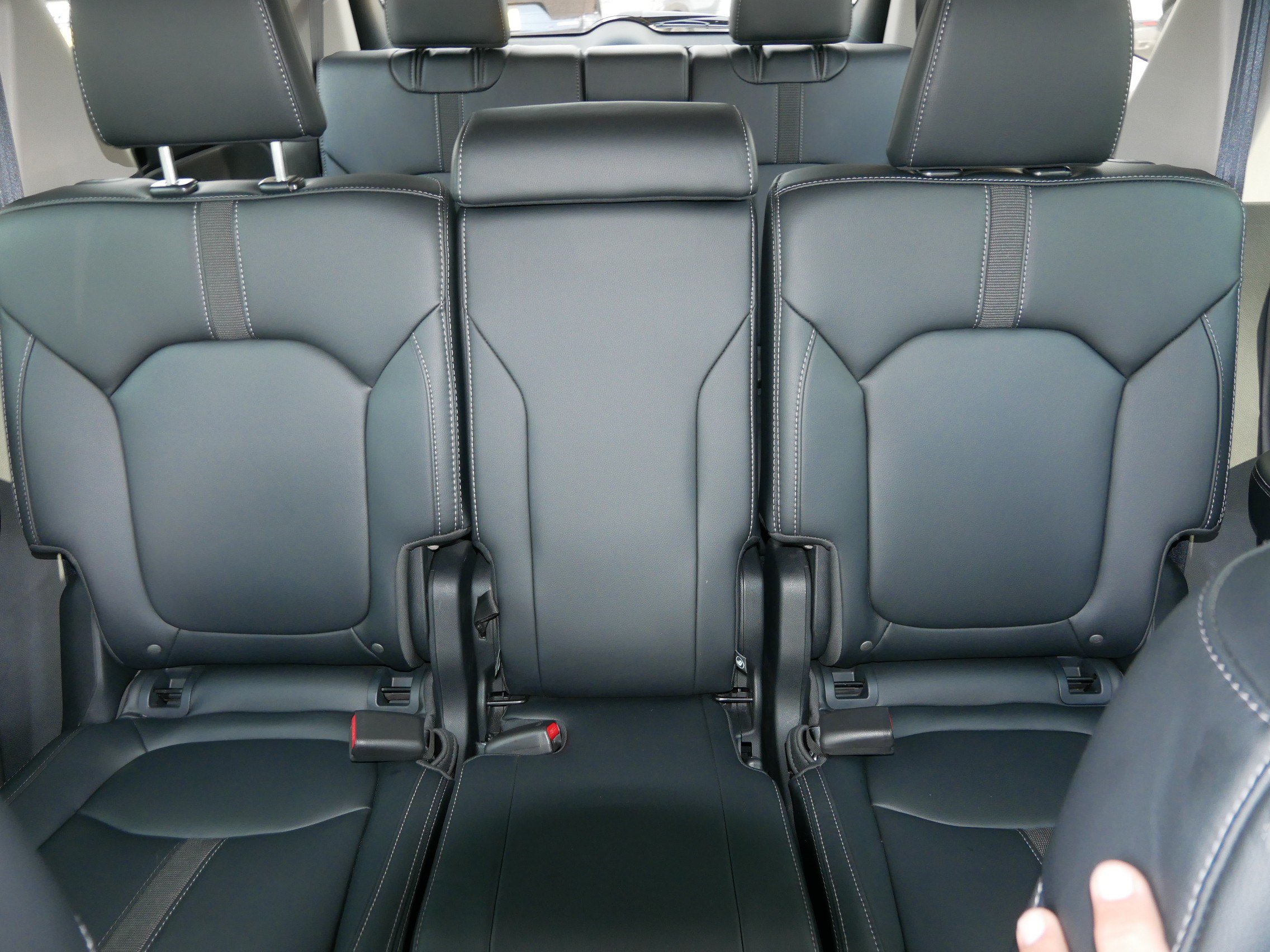 Used 2025 Honda Pilot EX-L image 13