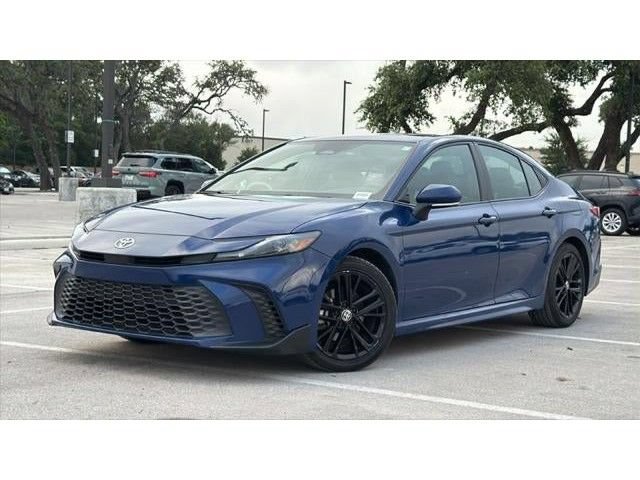 Used 2025 Toyota Camry SE FWD image 41