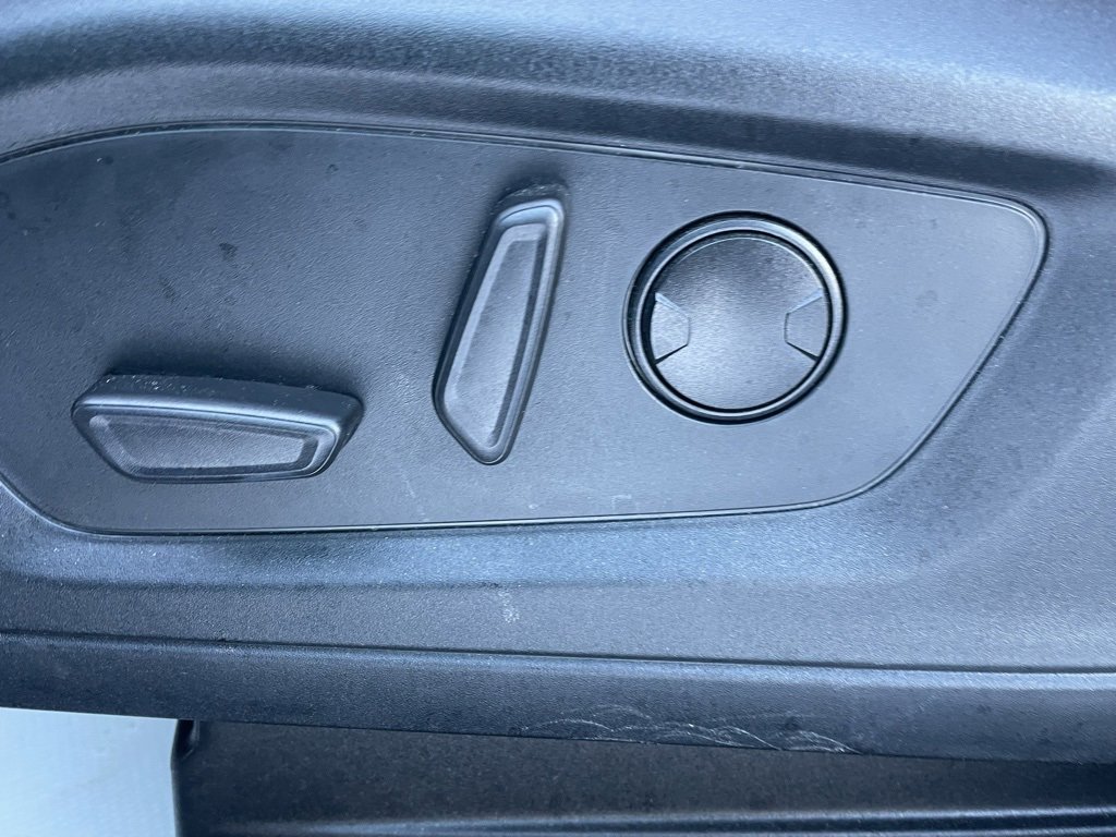 Used 2022 Ford Explorer XLT image 26