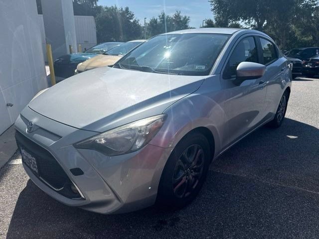 Used 2019 Toyota Yaris LE FWD image 1