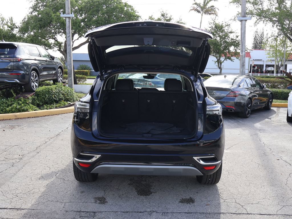 Used 2023 Buick Envision Avenir image 21