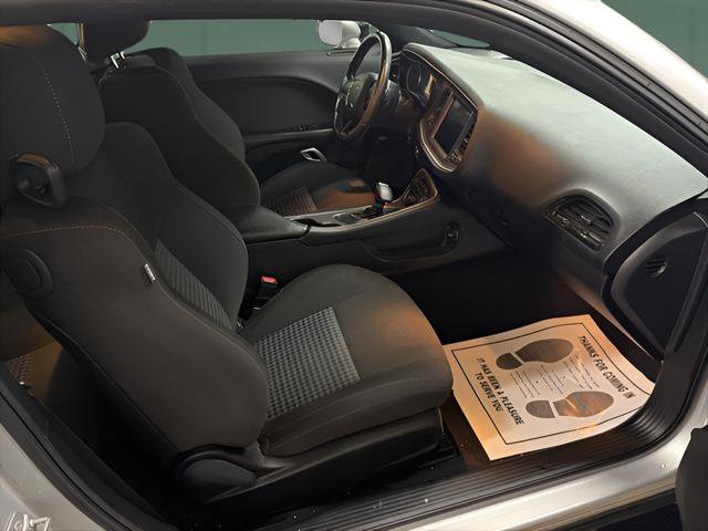 Used 2022 Dodge Challenger R/T w/ Performance Handling Group image 14