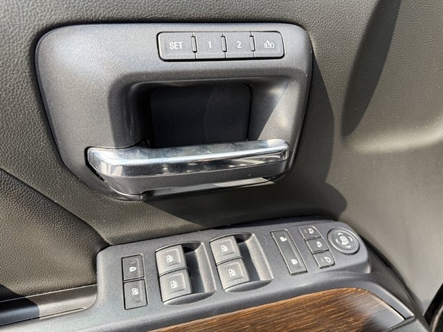Used 2019 GMC Sierra 3500 Denali w/ Duramax Plus Package AWD/4WD image 11