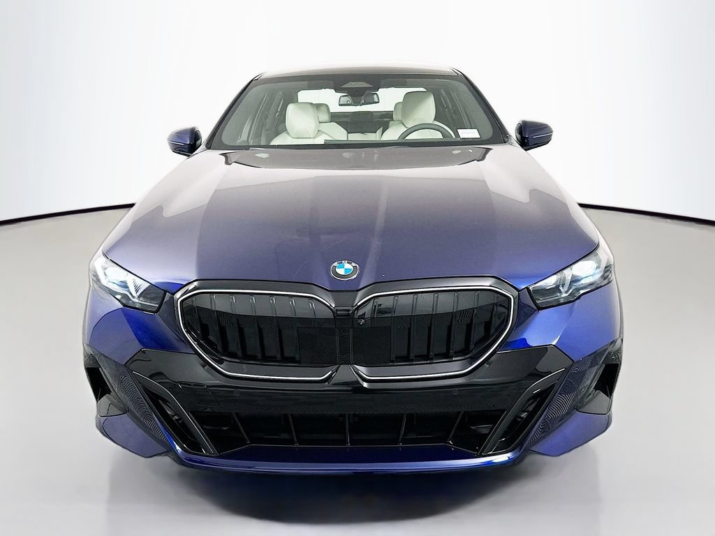 Used 2026 BMW 530i xDrive w/ Executive Package AWD/4WD image 2