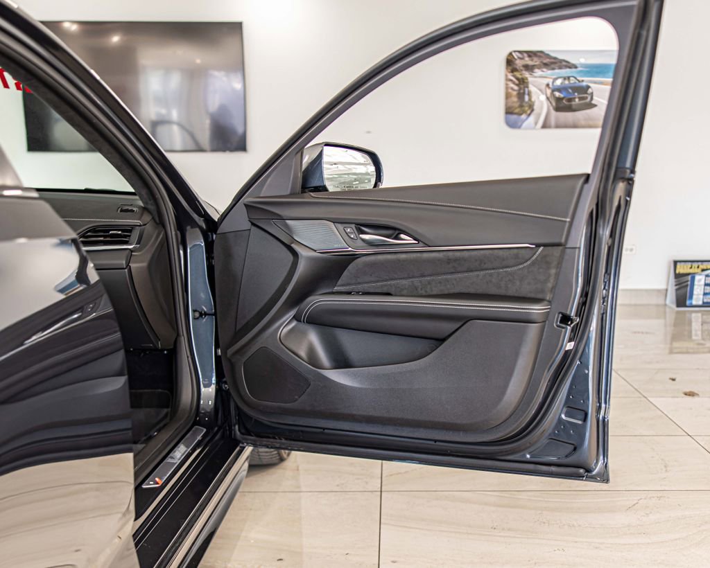 Used 2026 Cadillac CT4 V Blackwing w/ Climate Package image 41