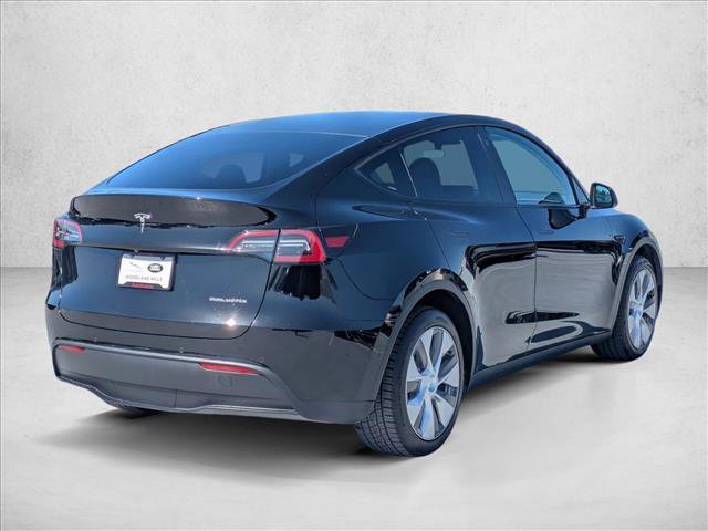 Used 2022 Tesla Model Y Long Range AWD/4WD image 5
