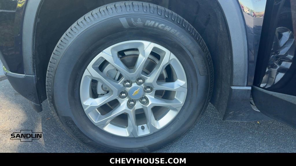 Used 2020 Chevrolet Traverse LT FWD image 28
