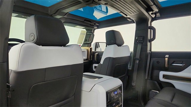 Used 2024 GMC Hummer EV 3X w/ Omega Edition image 30
