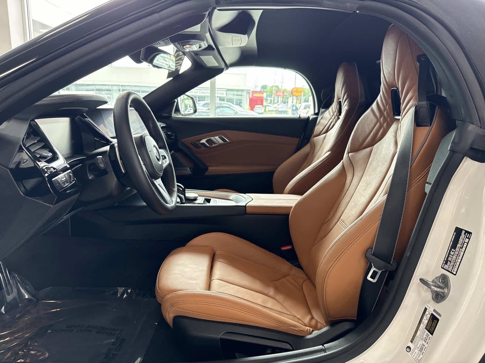Used 2025 BMW Z4 M40i w/ Premium Package RWD image 15