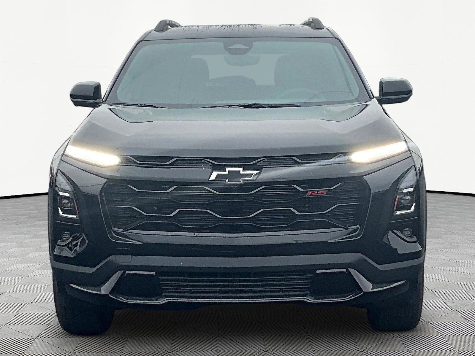 New 2027 Chevrolet Equinox RS w/ Safety and Technology Package FWD image 2