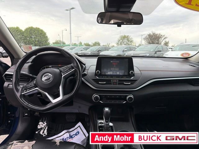 Used 2021 Nissan Altima 2.0 SR FWD image 19