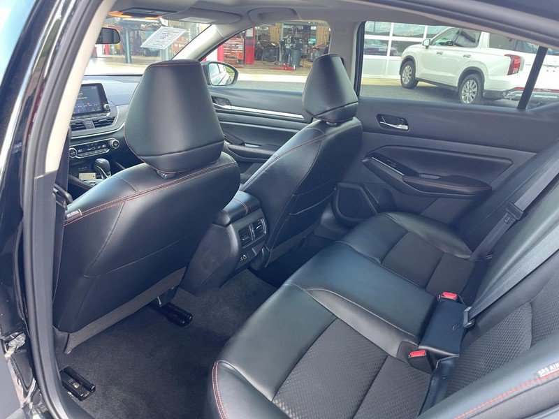 Used 2024 Nissan Altima 2.5 SR AWD/4WD image 18