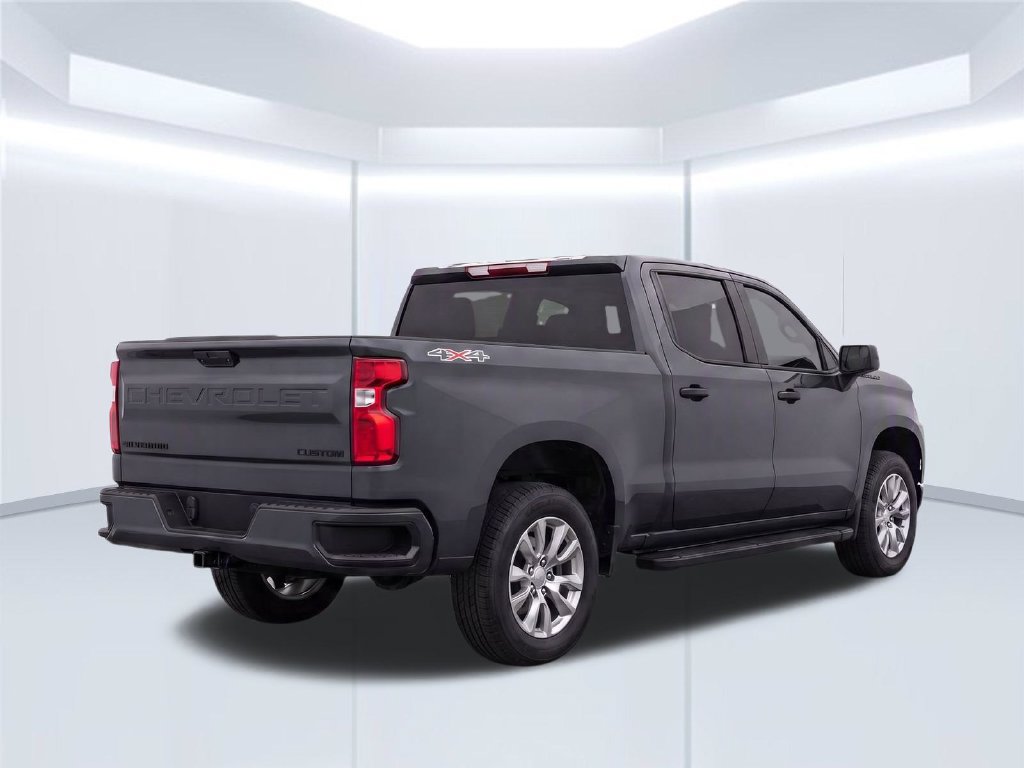 Certified 2021 Chevrolet Silverado 1500 Custom w/ LPO, Dark Essentials Package AWD/4WD image 4
