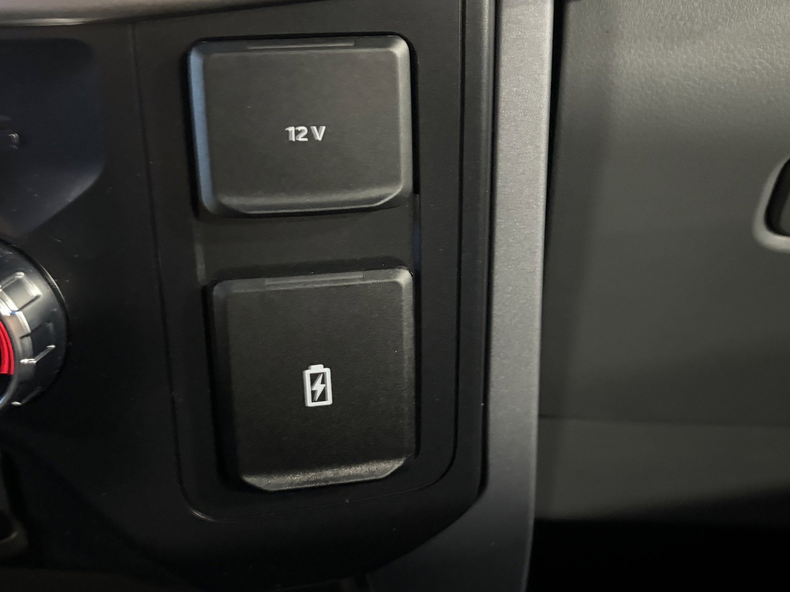 Used 2024 Ford F150 XLT AWD/4WD image 20