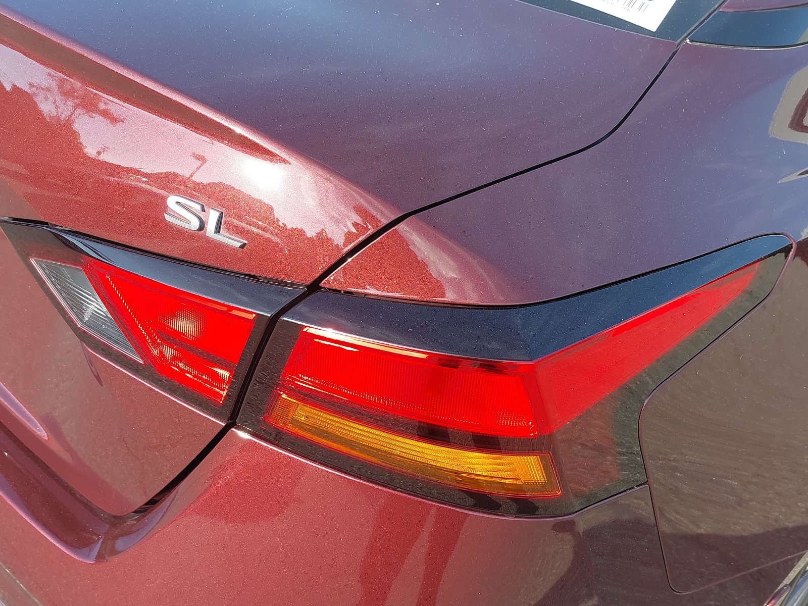 Used 2024 Nissan Altima 2.5 SL FWD image 39