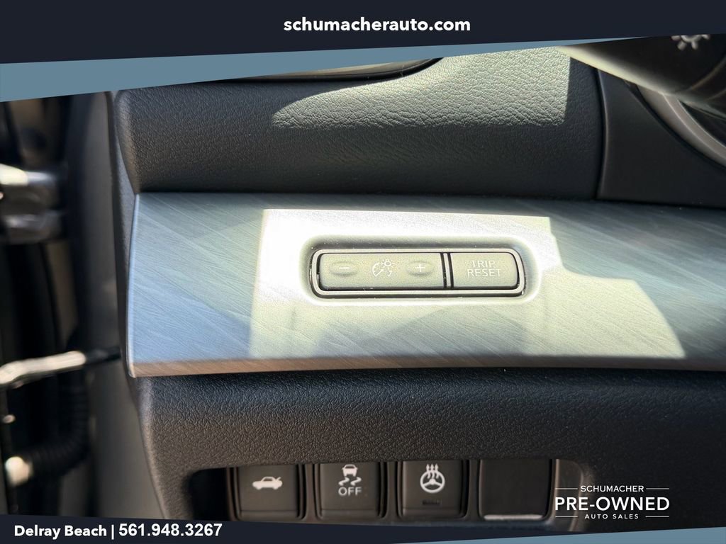 Used 2017 Nissan Maxima 3.5 SL FWD image 30