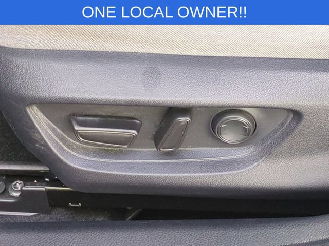 Used 2025 Toyota Camry LE w/ Convenience Package FWD image 17