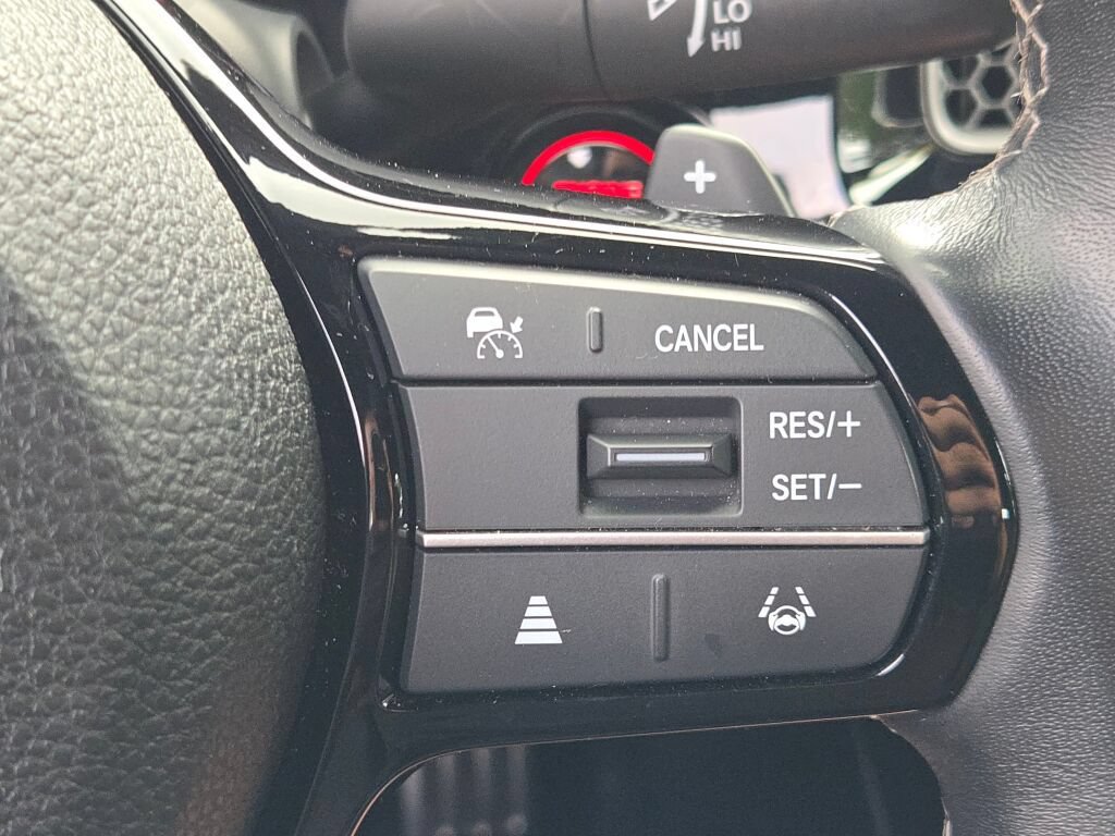Used 2025 Honda Civic Sport image 32