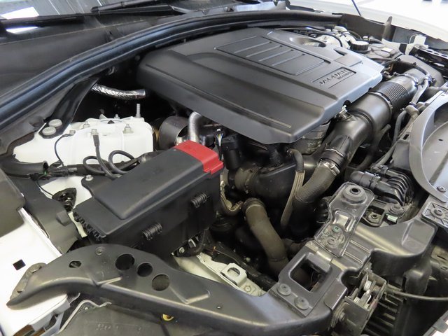 Used 2024 Jaguar F-PACE R-Dynamic S image 41