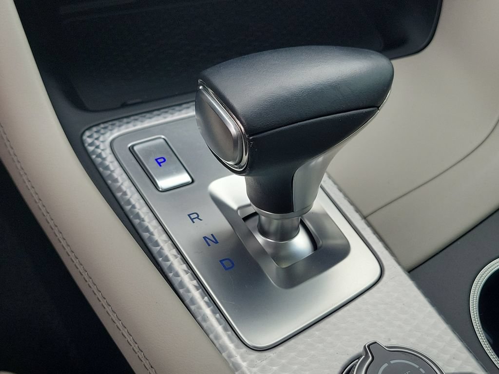 Used 2022 Genesis G70 3.3T RWD image 28