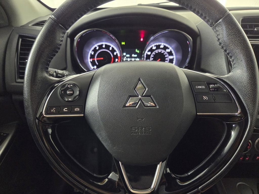 Used 2022 Mitsubishi Outlander Sport SE image 18