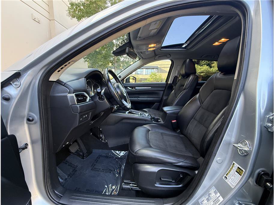 Used 2018 MAZDA CX-5 Touring w/ Preferred Equipment Package FWD image 7